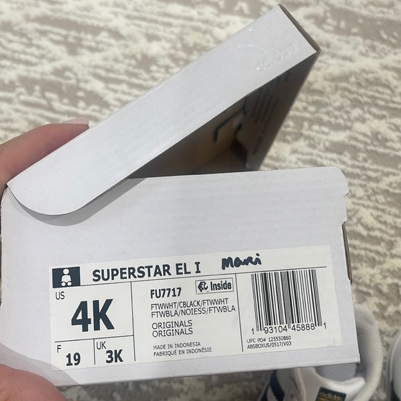 ADIDAS SUPERSTAR CLASSIC 4 SNEAKERS SHOES - Picture 2 of 5